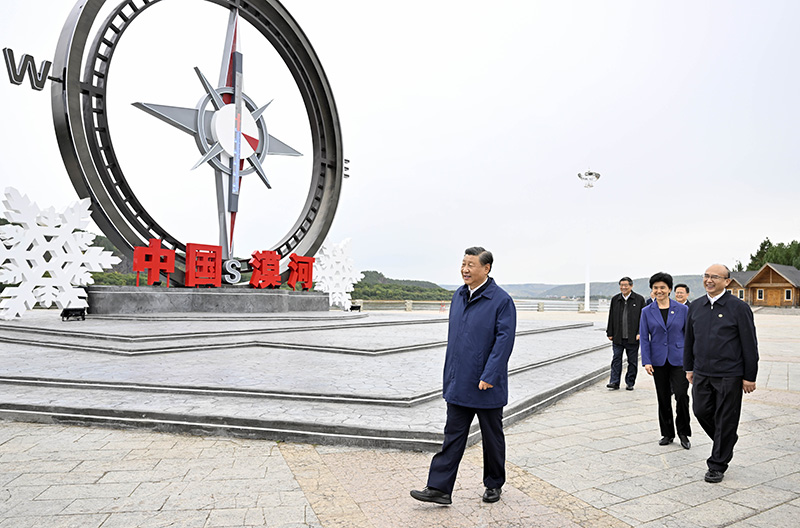9月6日至8日，中共中央總書記、國家主席、中央軍委主席習(xí)近平在黑龍江考察。這是6日下午，習(xí)近平在大興安嶺地區(qū)漠河市北極村考察。